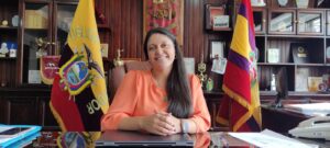 Diana Guayanay toma las riendas del Municipio de Loja